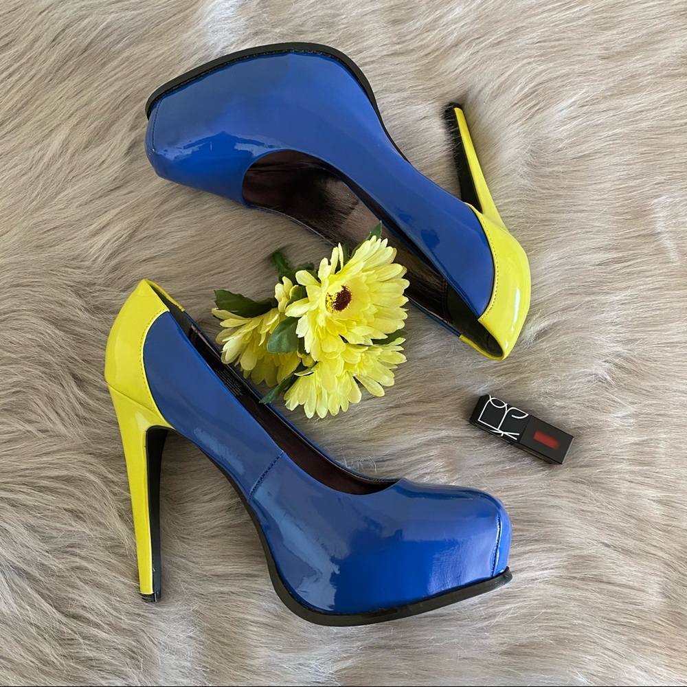 Simply Vera Wang Heels